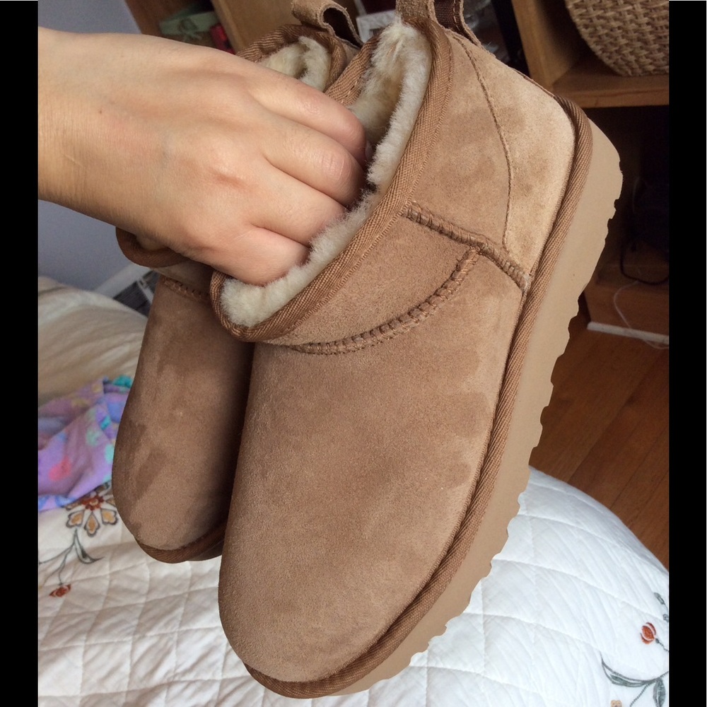 UGG CLASSIC ULTRA MINI boots